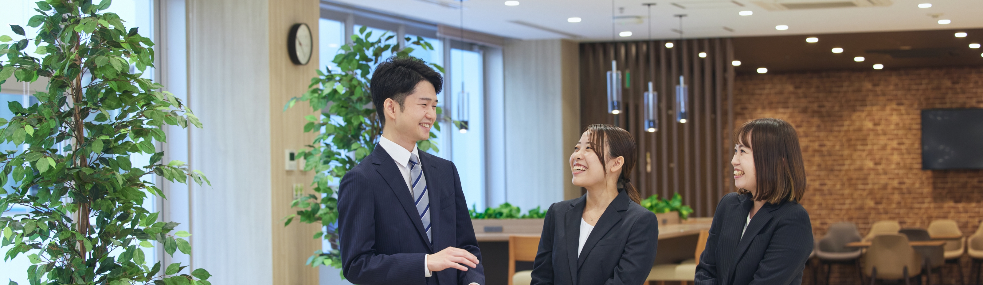 瀧山　稜介　と　市川　絵里香　と　松野　恭子